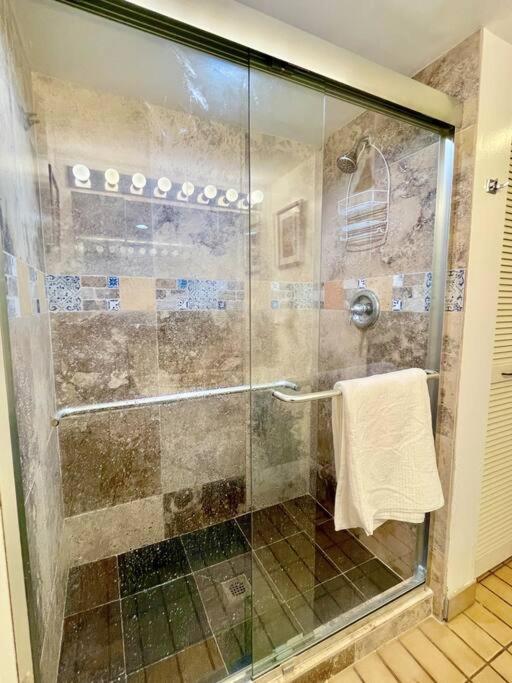Magic Sands Beach View, 2B2B, Ac, Pool, Sleeps 6 ไคลัวโคนา ภายนอก รูปภาพ